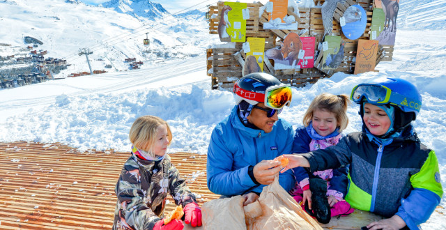 Ski_famille_au_Friendly_Natural_Park-Infonews-30334-1200px