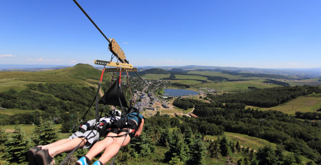 tyrolienne-fantasticable-SuperBesse-OT-sancy-